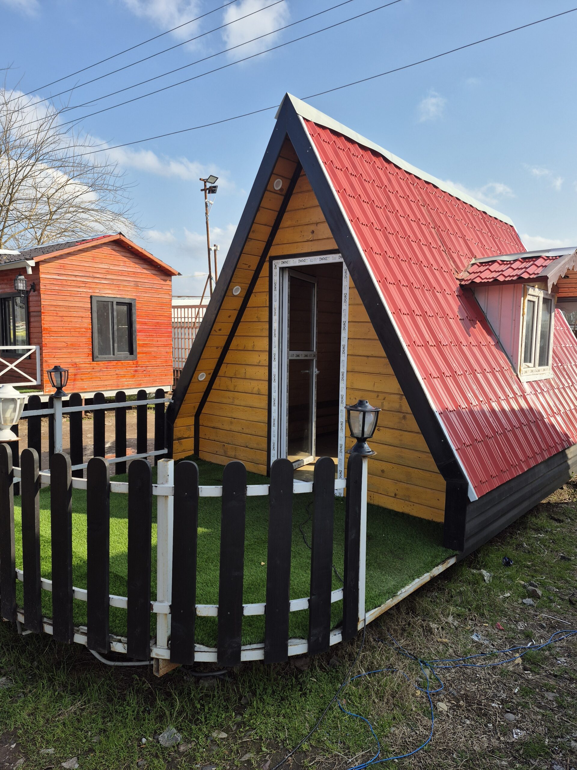 مراحل تخصصی ساخت و اجرای کلبه پیش ساخته سوئیسی